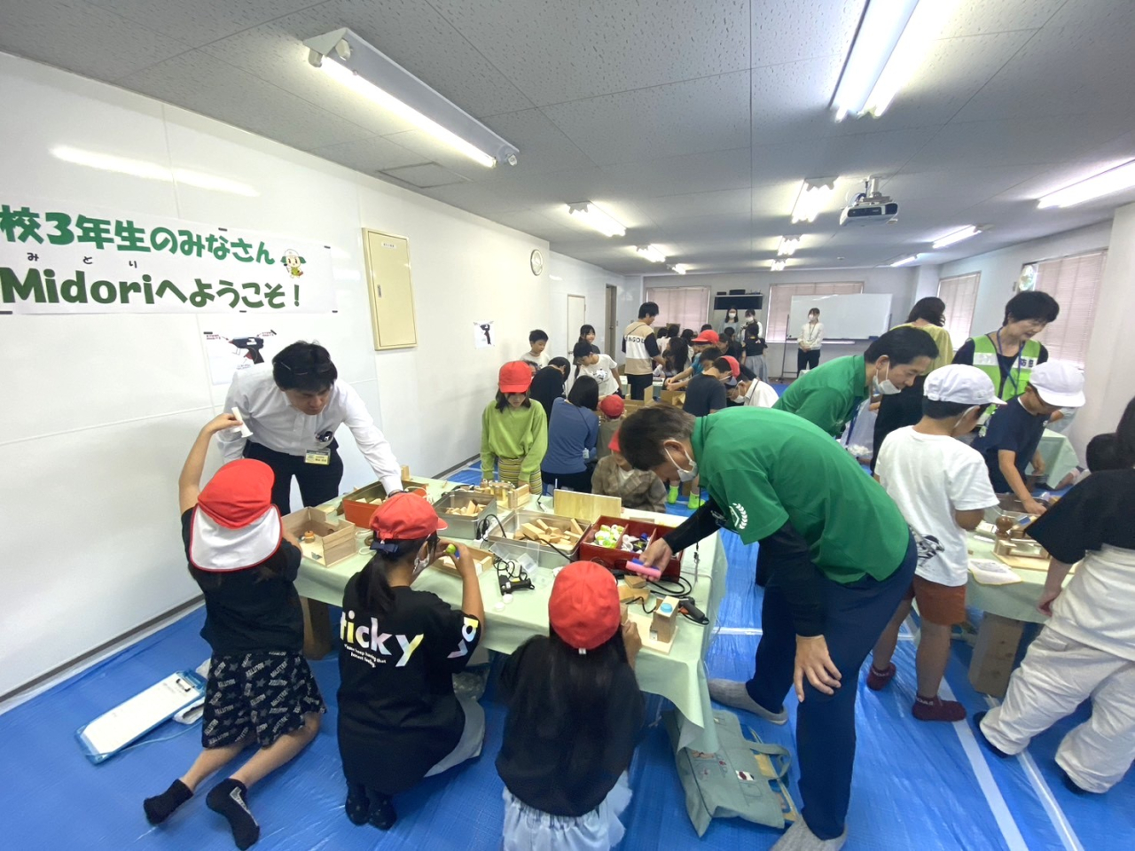 美園小学校の３年生が社会見学にきてくれました！